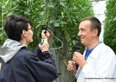 Er werd vol spanning verslag gedaan aan het publiek in de zaal.